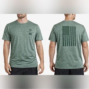 Vineyard Vines Performance T-Shirt Green Men's Medium USA Flag